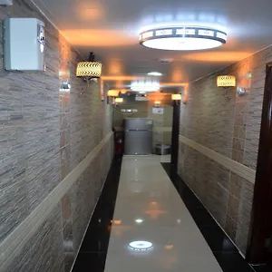 Skylark Guest house Hong Kong
